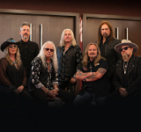 Auction Event Brings in Southern Rockers