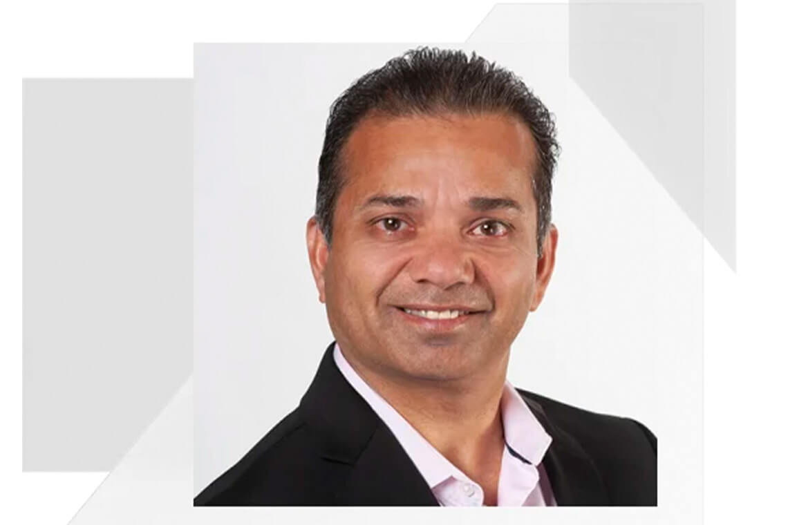 Western Automakers Fall Behind in Software-Defined Vehicles 