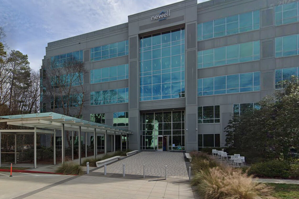 Dealer Group Opens Super Center