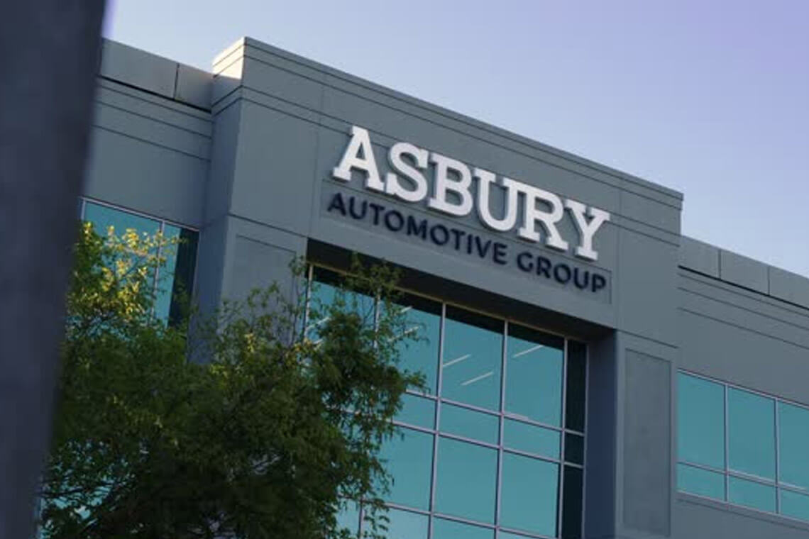 Dealer Group Reports Strong Growth