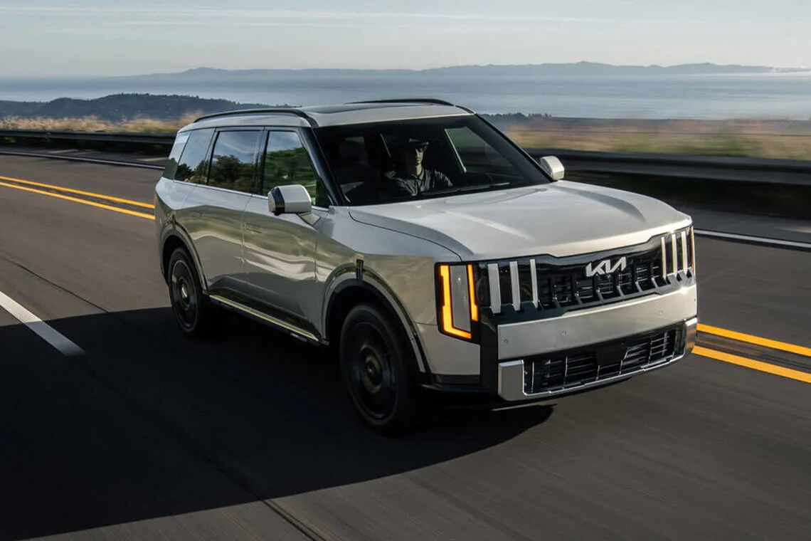 Kia, Telluride Set Sales Records