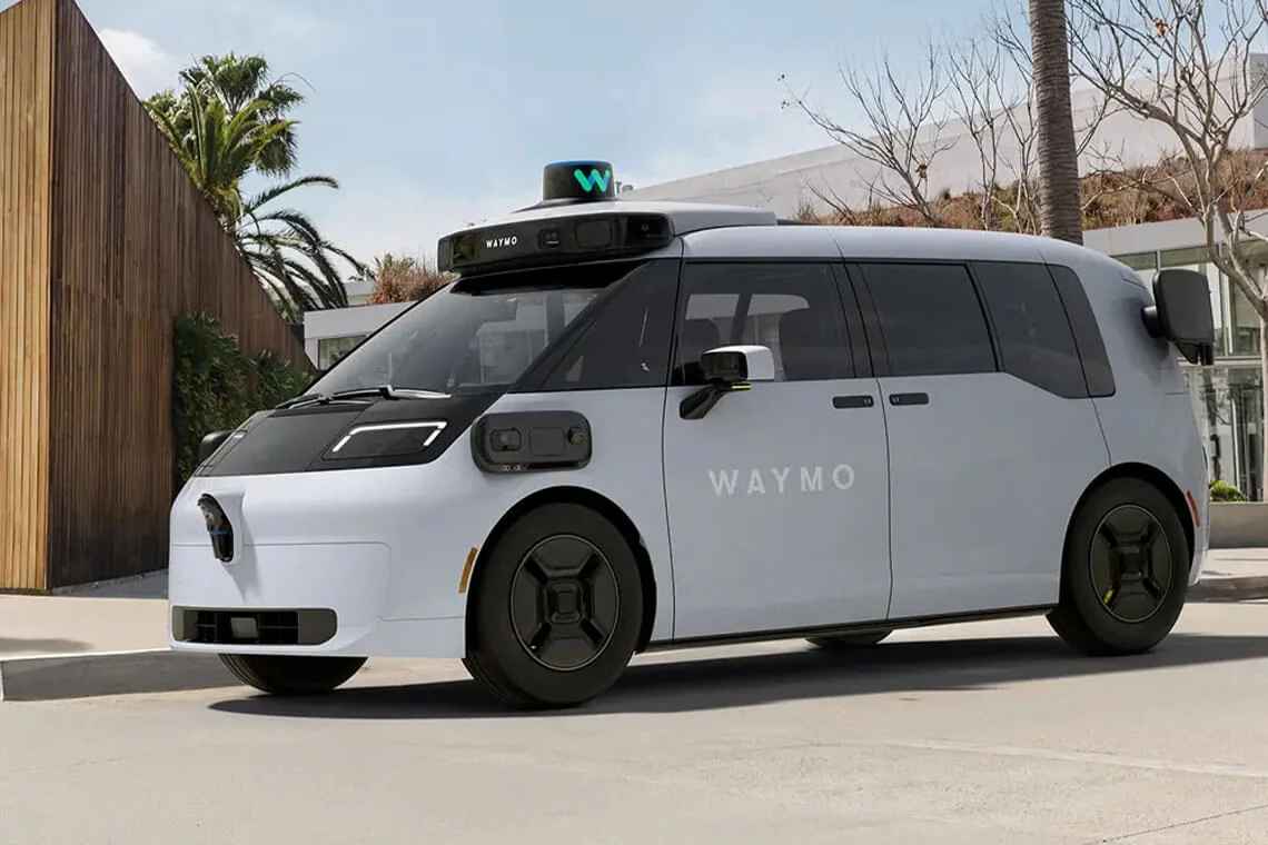 Fleet Management Firm Partners with Waymo