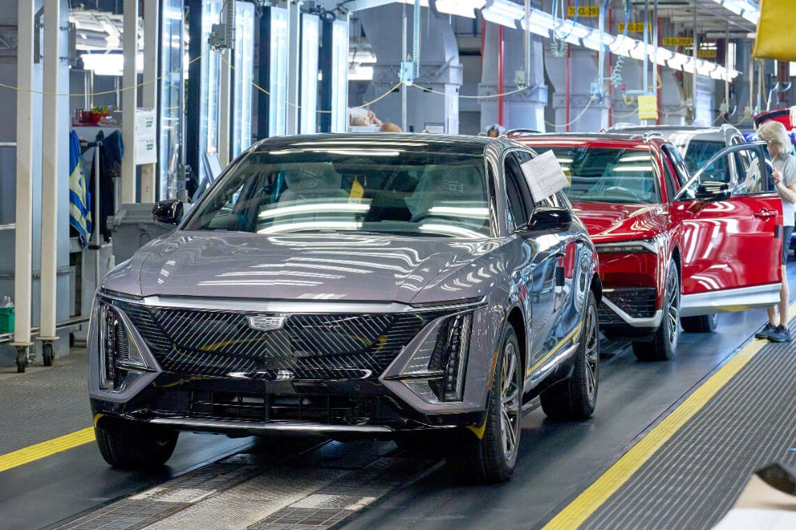 GM Boosts Full-Year Guidance